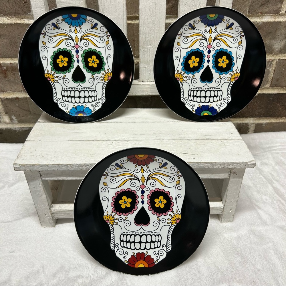 Williams Sonoma Halloween 3 Appetizer Plates Day of the Dead Skull Skeleton Head